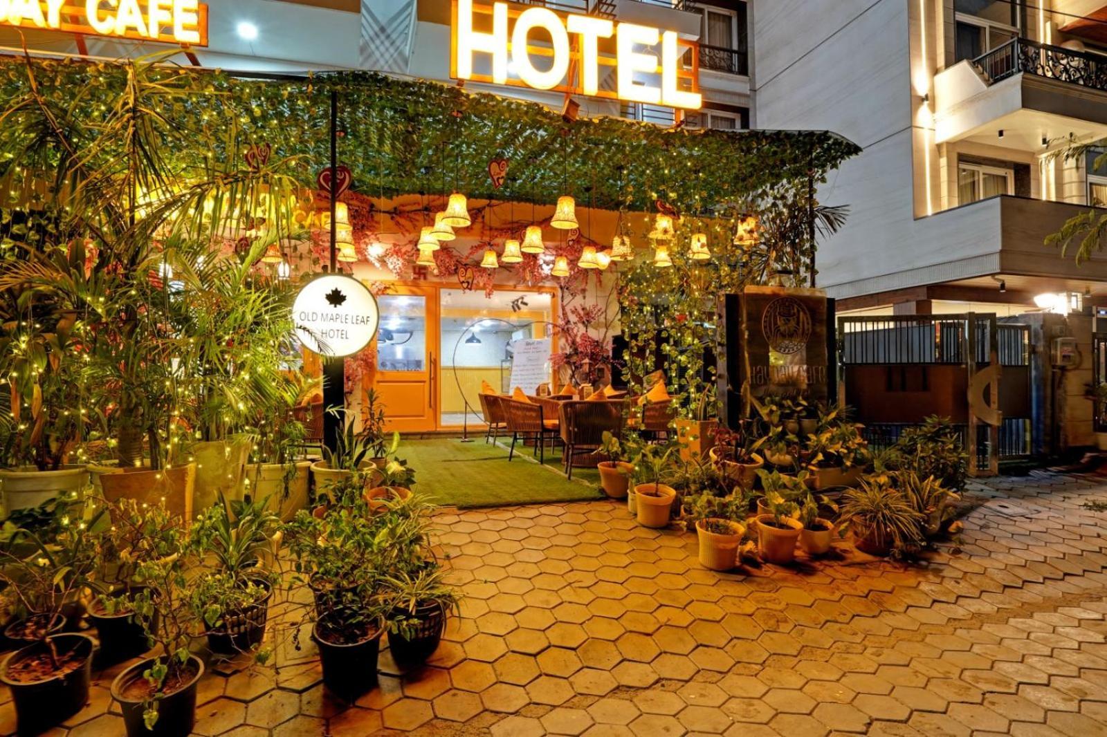 Hotel Asian Blue New Delhi Exterior photo